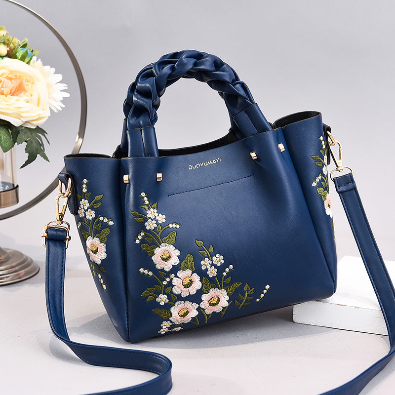 Tote bag interior spacious compartment view